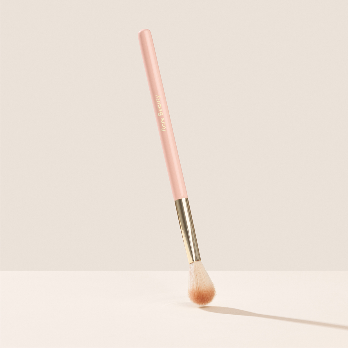 POSITIVE LIGHT PRECISION HIGHLIGHTER BRUSH (BROCHA PARA ILUMINADOR)